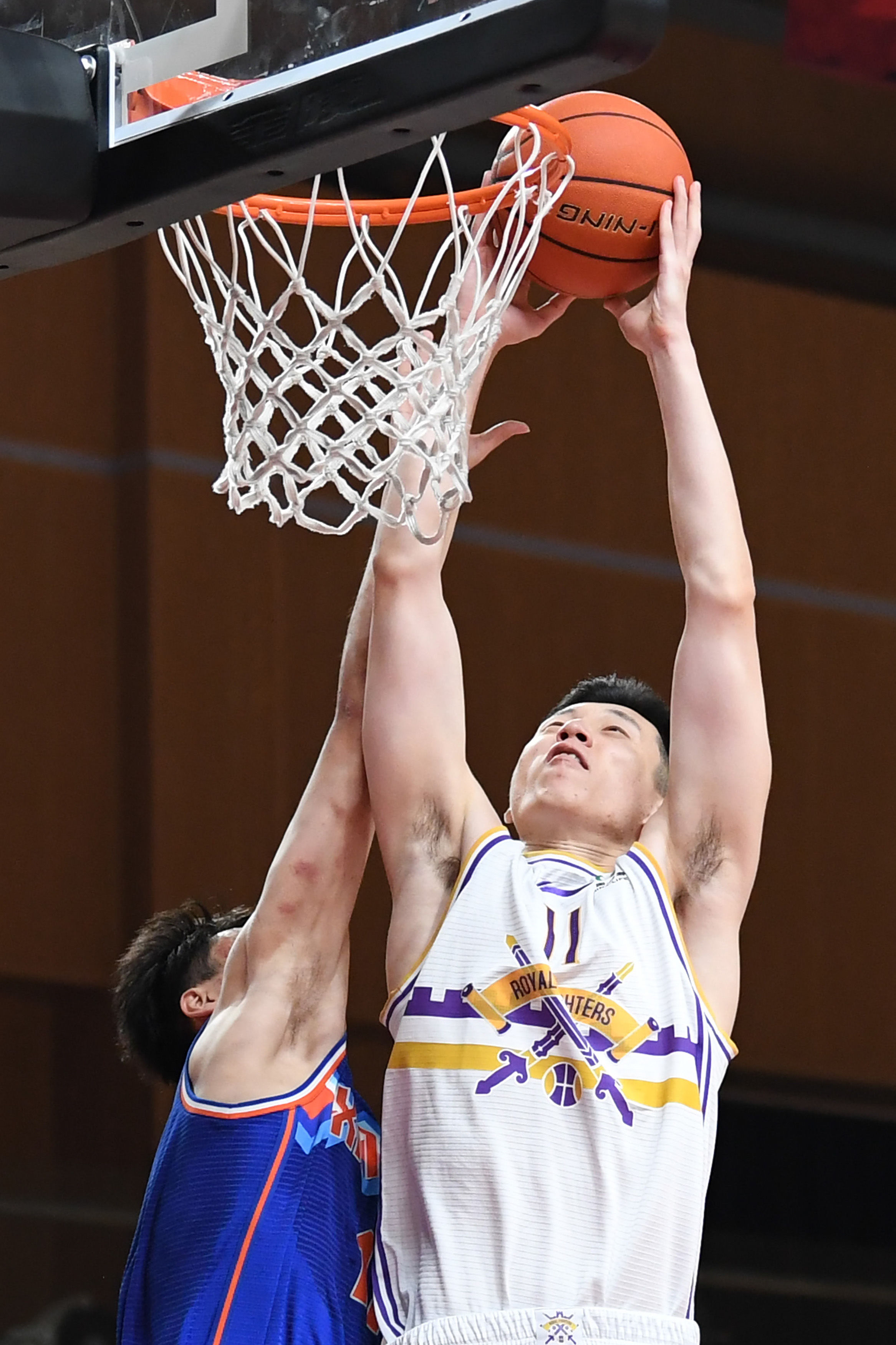 场充满悬念 场充满悬念