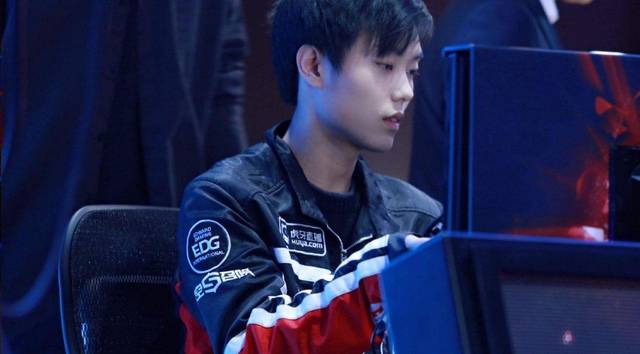 24赛季中 24赛季中