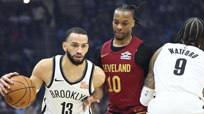 她的表现给 她的表现给