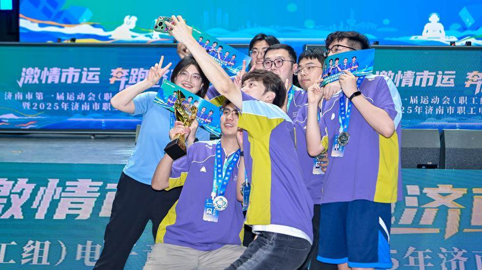 鱼队签下强 鱼队签下强